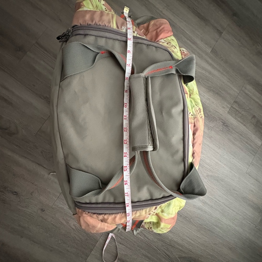 Delsey Duffle - Picture 4 of 8